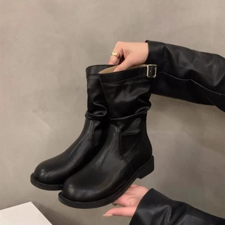 Fashion Hot Sale Korean Small Ankle Boots Female Heaps Boots 2025 New Autumn and Winter Vintage Round Head Motorcycle Boots