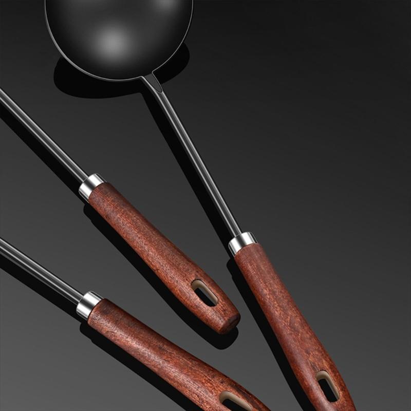 Oil Separators Spoon Wood Handle Iron Spoon Metal Frying Spatula Easy to Clean Kitchen Tool for Cooking and Stir Frying