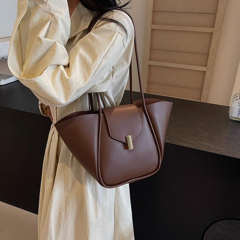 YogodlnsNew Ladies Tote Bag Basket Style Single Shoulder Commuter Bag Pure Color Versatile Handbag Soft PU Material Large Size