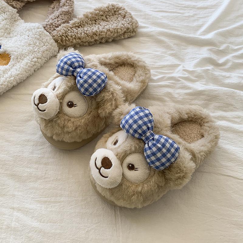 

Милые хлопковые тапочки с мишкой Даффи женские 2025 зимняя носка нескользящие домашние комнатные на толстой подошве бархатные термохлопковые тапочки 41 хаки