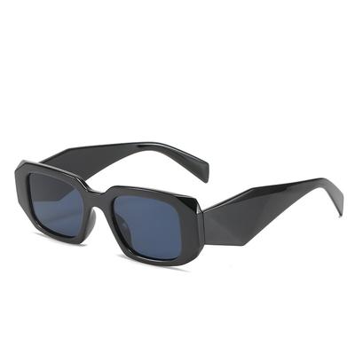 Box Sonnenbrille, Personalisierte quadratische Brille mit Kunststoffrand, Personalisierte Sonnenbrille mit breiten Bügeln für Damen