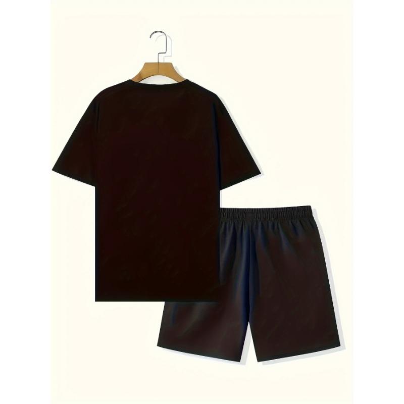 

Летний комплект мужской одежды для отдыха из двух предметов в стиле колор-блок - футболка с коротким рукавом и шорты с карманами XXL