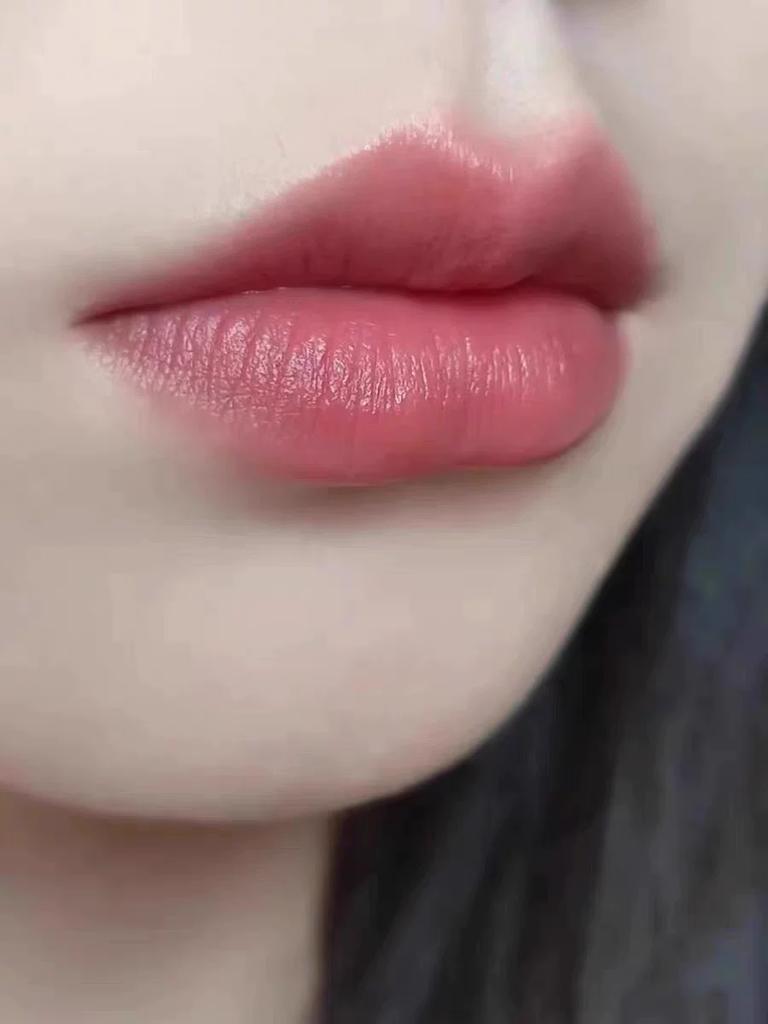 Trendy Autumn and Winter Hong Kong Style Chestnut Brown Chocolate Color Cream Brown Matte Lipstick for Yellow Skin, Natural Look, Milk Tea Color