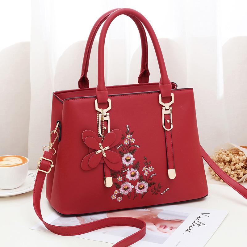 

Autumn and Winter New Fashionable Women s Single Shoulder Crossbody Bag Large Capacity Middle Aged Handheld Mom Bag бордовый