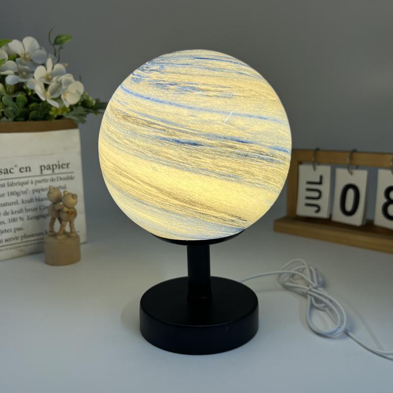Kid Gift Planet Table Lamp Home Decoration Beside Bedroom Desk Lamp Modern Design Oriented Ornaments Atmosphere Night Lighting