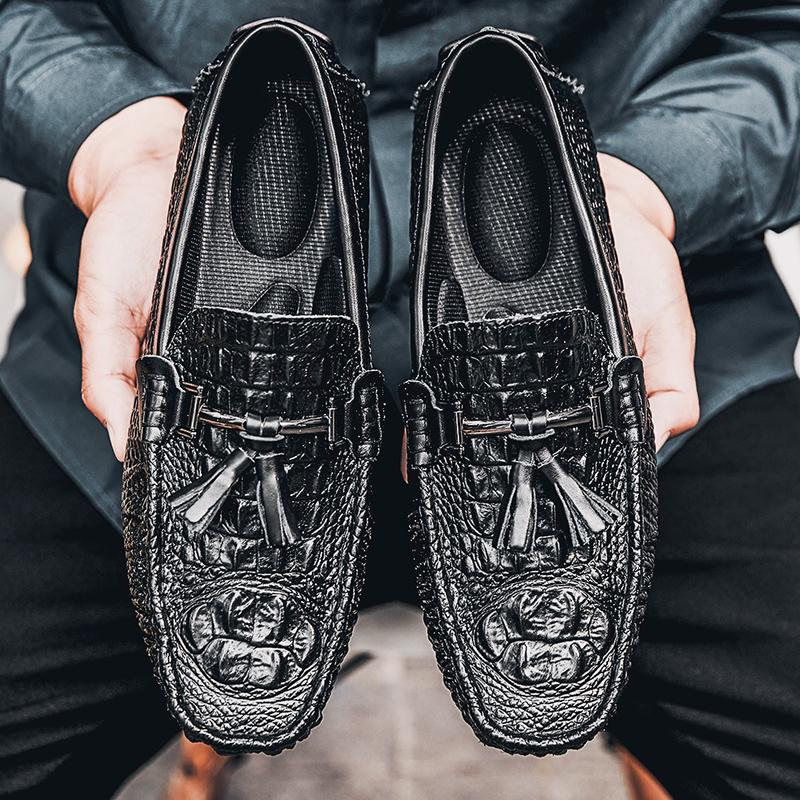 Men Casual Shoes Fashion Male Shoes Soft Men Tassel Loafers Leisure Moccasins Slip On Men's Driving Shoes Black Man Lazy Shoes