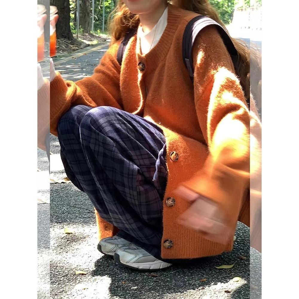 A Laid-back and Retro Split Sweater Jacket for Women In The Gentle Autumn and Winter Style, Soft and Loose Long-sleeved Knitted Cardigan Top