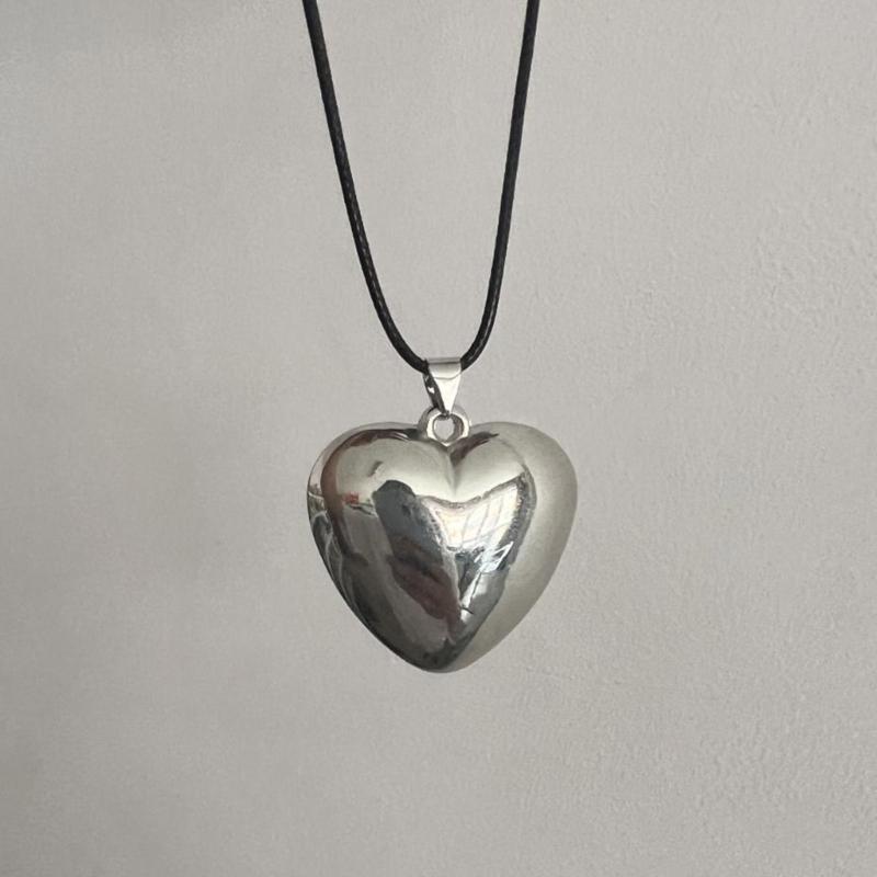 European and American Jewelry Simple Love- Pendant All-match Clavicle Chain Novel Wax Line Cold Wind Necklace for Girl