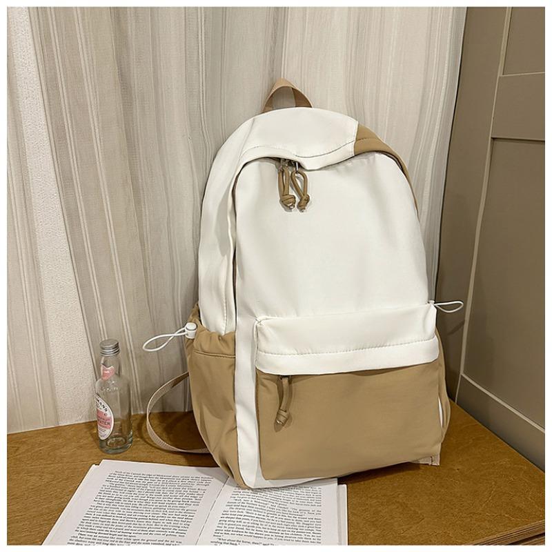 The New Schoolbag Is High-value, Fresh and Sweet Backpack, Female Contrasting Color Splicing, Light Spring Outing, and Large-capacity Backpack.