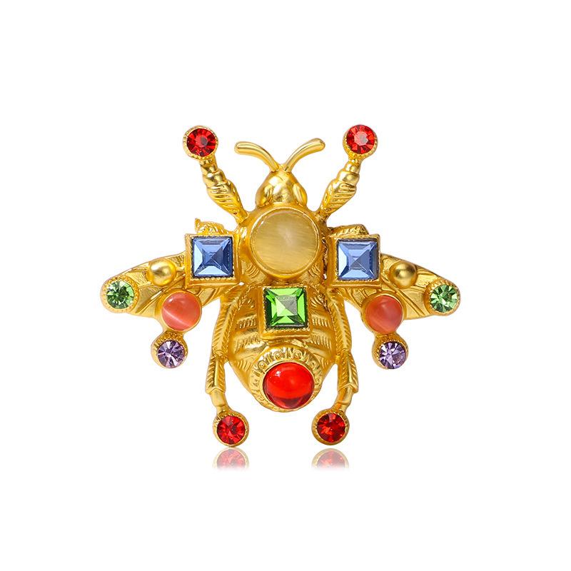 

Средневековая винтажная ретро-тяжелая промышленность пчела универсальные аксессуары брошь, цветной бриллиантовый корсаж шмель