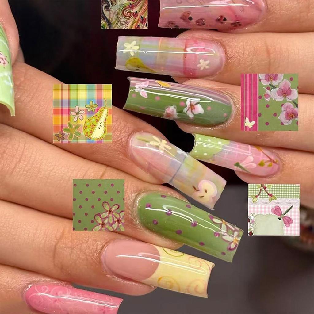 Artificial Nails with Flower Design 24 Pieces Resin Material for Asian and European Women