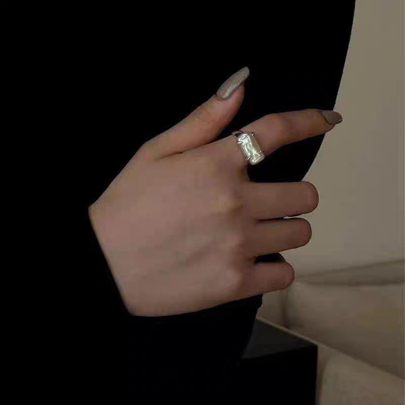 Claw Inlaid Baroque Ring, Simple Retro Temperament, Versatile Square Pearl Index Finger Ring, Adjustable Opening