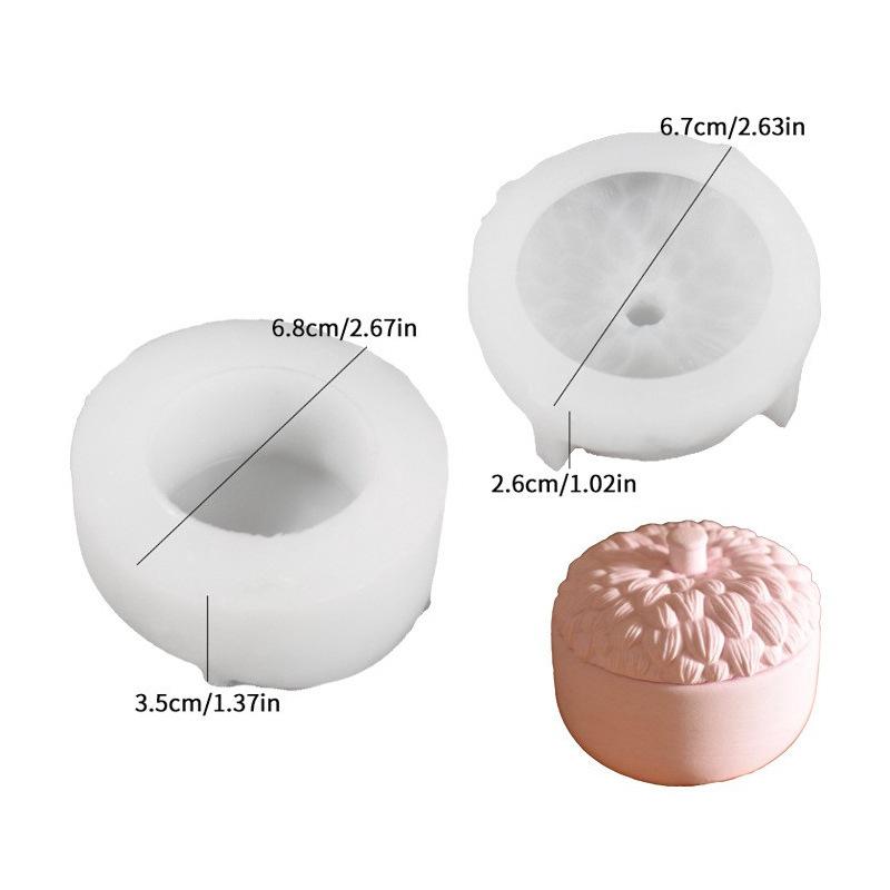 

Christmas Pine Cone Shaped Candle Molds Baking Silicone Mold DIY Handmade Soap Plaster Ornament