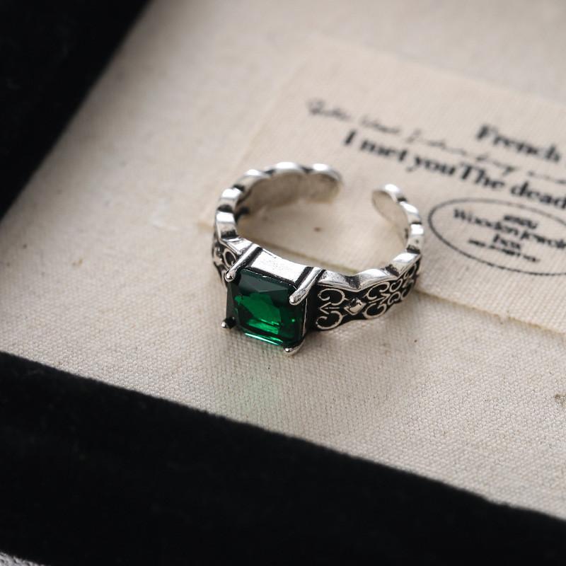 Elegant Vintage Green Zircon Geometric Open Adjustable Ring For Women Fashion 2024