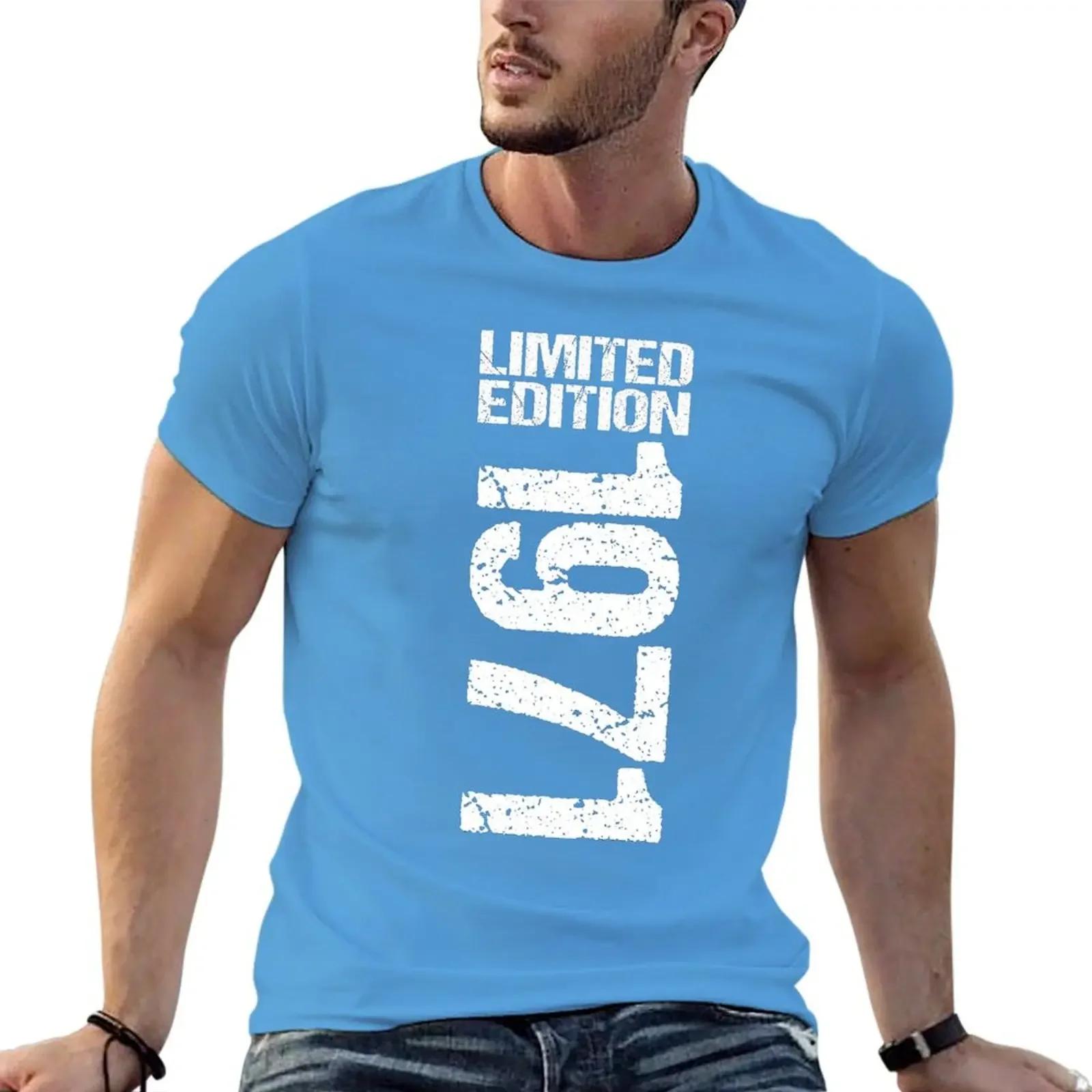 

Round Neck Sports Humor Graphic Tees Classic Aactivity Competition Limited Edition 1971 Classic Tshirt Eur Size S