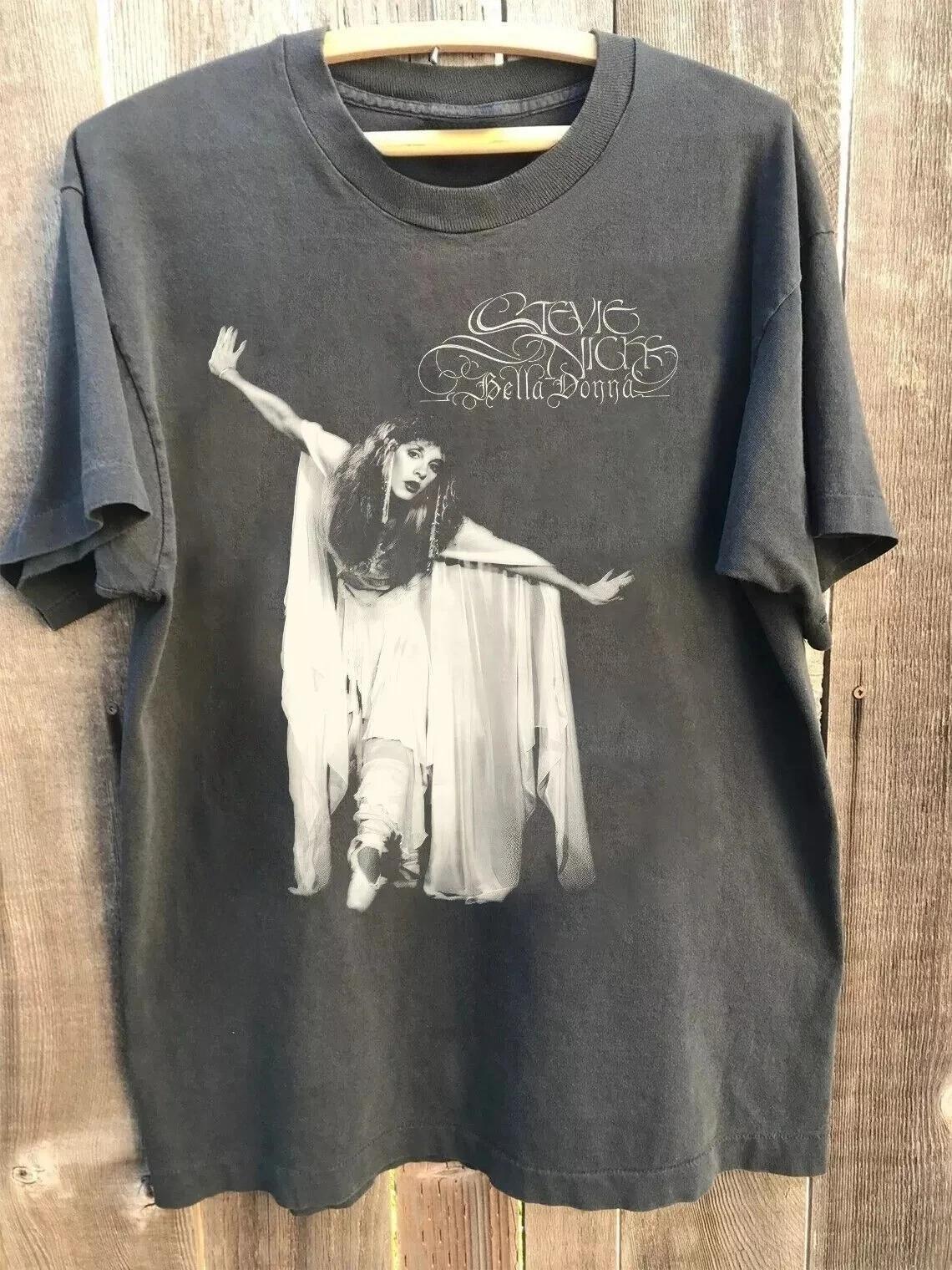 

Stevie Nicks Bella Donna Graphic T-Shirt Men s and Women s 80s and 90s Print T-Shirt Summer Casual Y2K Top Harajuku T-Shirt 5XL різнокольоровий