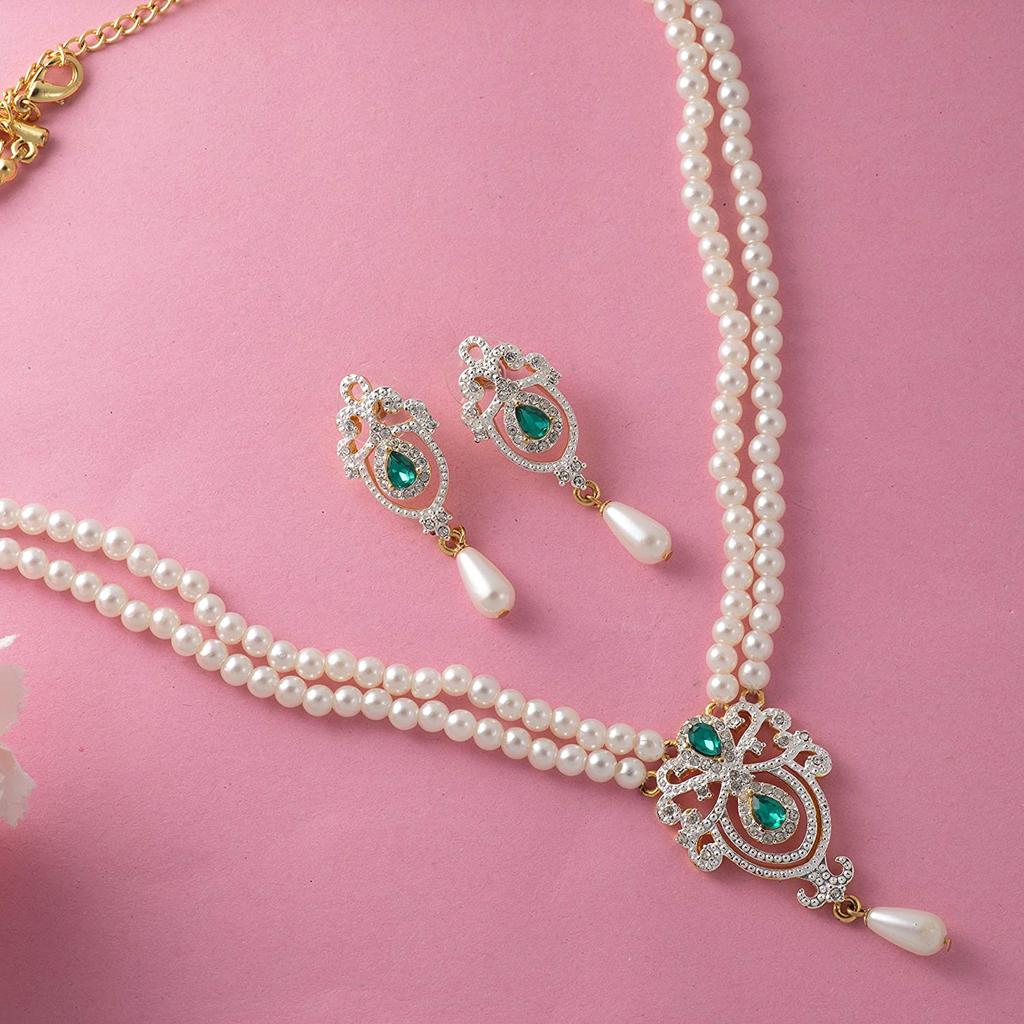 Estele Set tradițional de colier placat cu aur de 24 de carate pentru femei