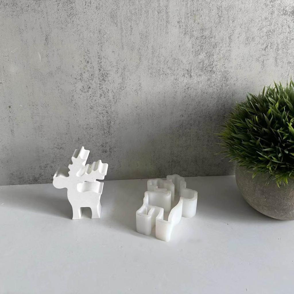Christmas Elk Candle Molds for Crafting Candle Table Decorations Elk Shaped Silicones Molds for Epoxy Resin Casting
