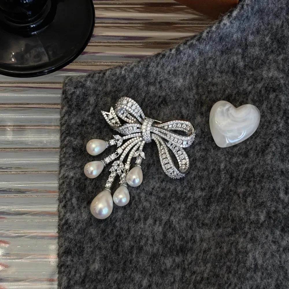 Luxury Temperament Full Zircon Bows Waterdrop-shaped Pearl Tassels Brooches for Women High-end Suits Corsage Pins Jewelry Gifts