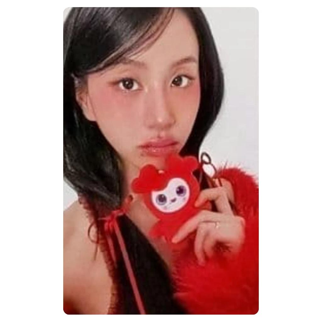 TWICE CARD FOTO SEZONUL SALUTĂRILOR 2026 OFICIAL JYP Fani