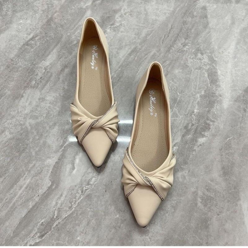 Elegant Women's Single Shoes Low Heel Pointed Head Shallow Mouth Commuting Doudou Shoes 2025 Spring and Summer New Soft Sole Comfortable Mother Shoes