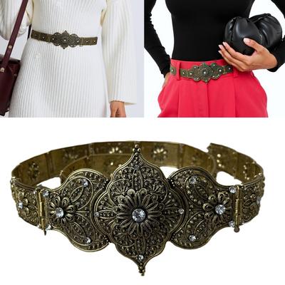 Ceinture de taille florale sculptée traditionnelle Chaîne de ventre pour robe Chaîne de taille pour femmes Ceinture de taille Chaîne de taille Accessoires de mariage