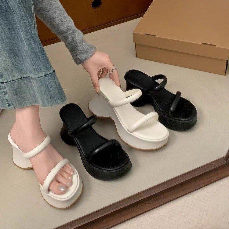 French thick-bottomed wedge fairy style slippers, wear summer new thick heels with skirts, cool slippers