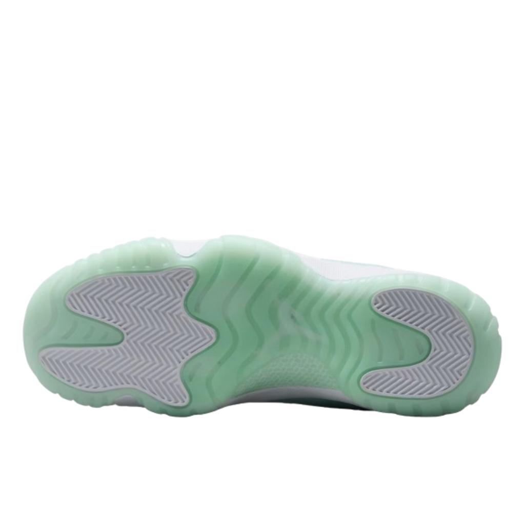 Air Jordan 11 Retro Low Igloo