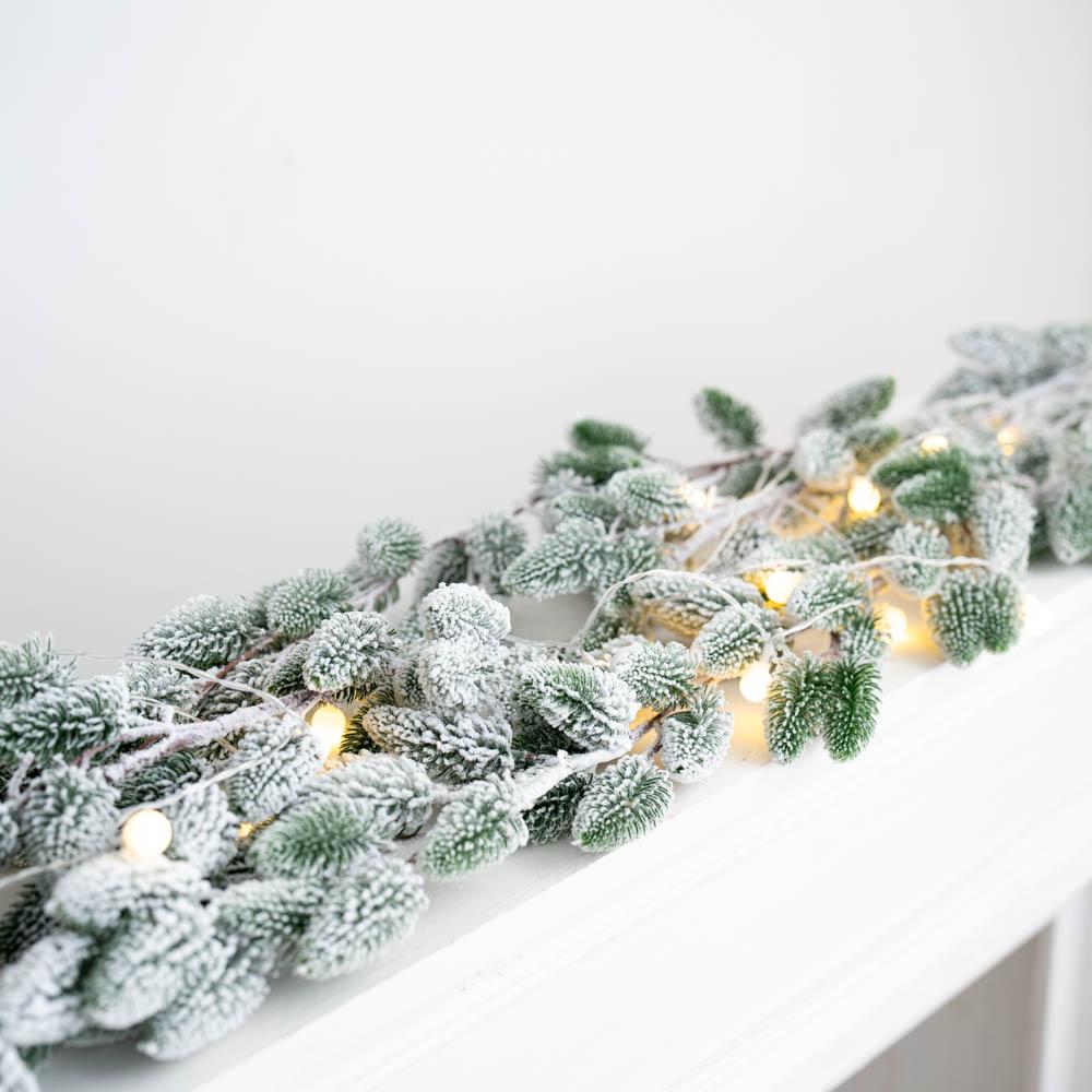 Artificial Christmas Flocked Cedar Garland, Christmas Rattan Decorations, Staircase, Fireplace, Wall and Door Decorations