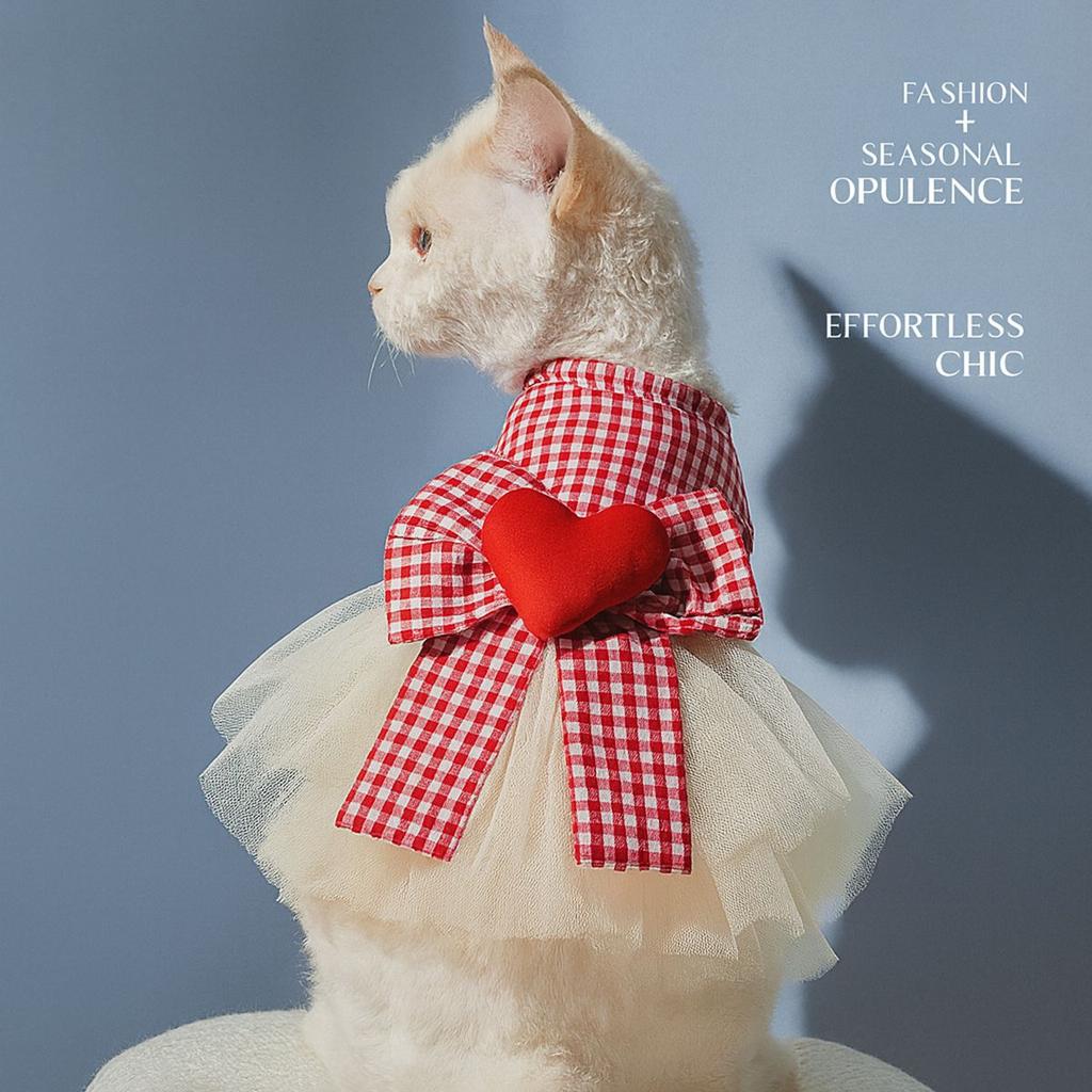 Pet circle, dog small dog clothes, cat clothing, autumn and winter Valentine's Day love collection