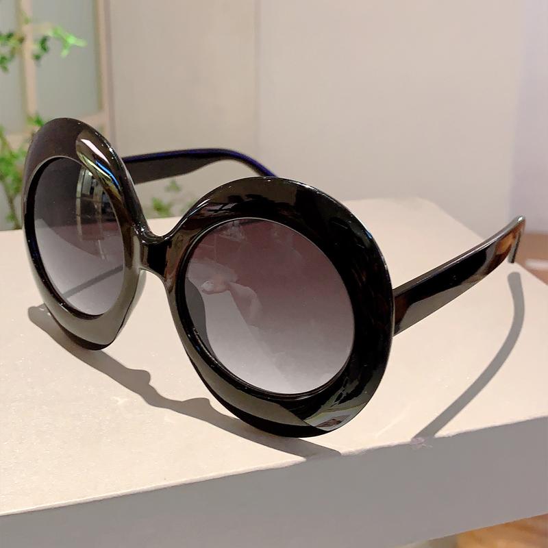 Oversized Round Sun Glasses Women Fashion Vintage Gradient Outdoor Shades Ins Trendy Brand Design Black Sunglasses