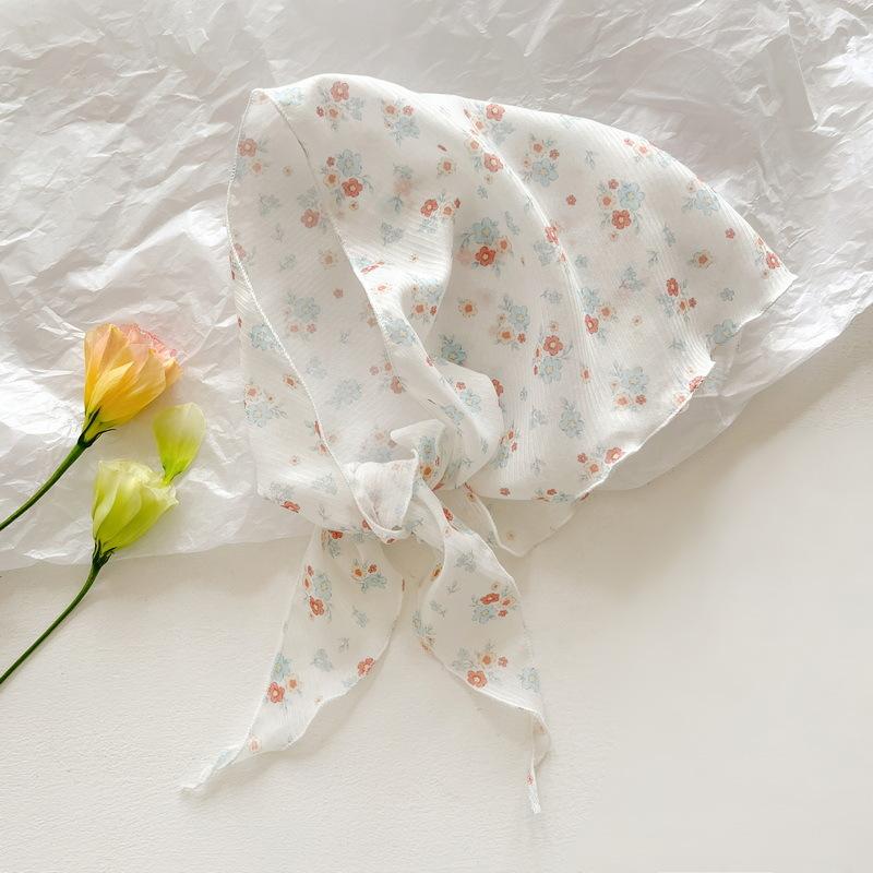 Small Floral French Countryside Style Triangular Headscarf Versatile Women In Summer Sweet Fresh Silk Scarf Internet Famous Photo