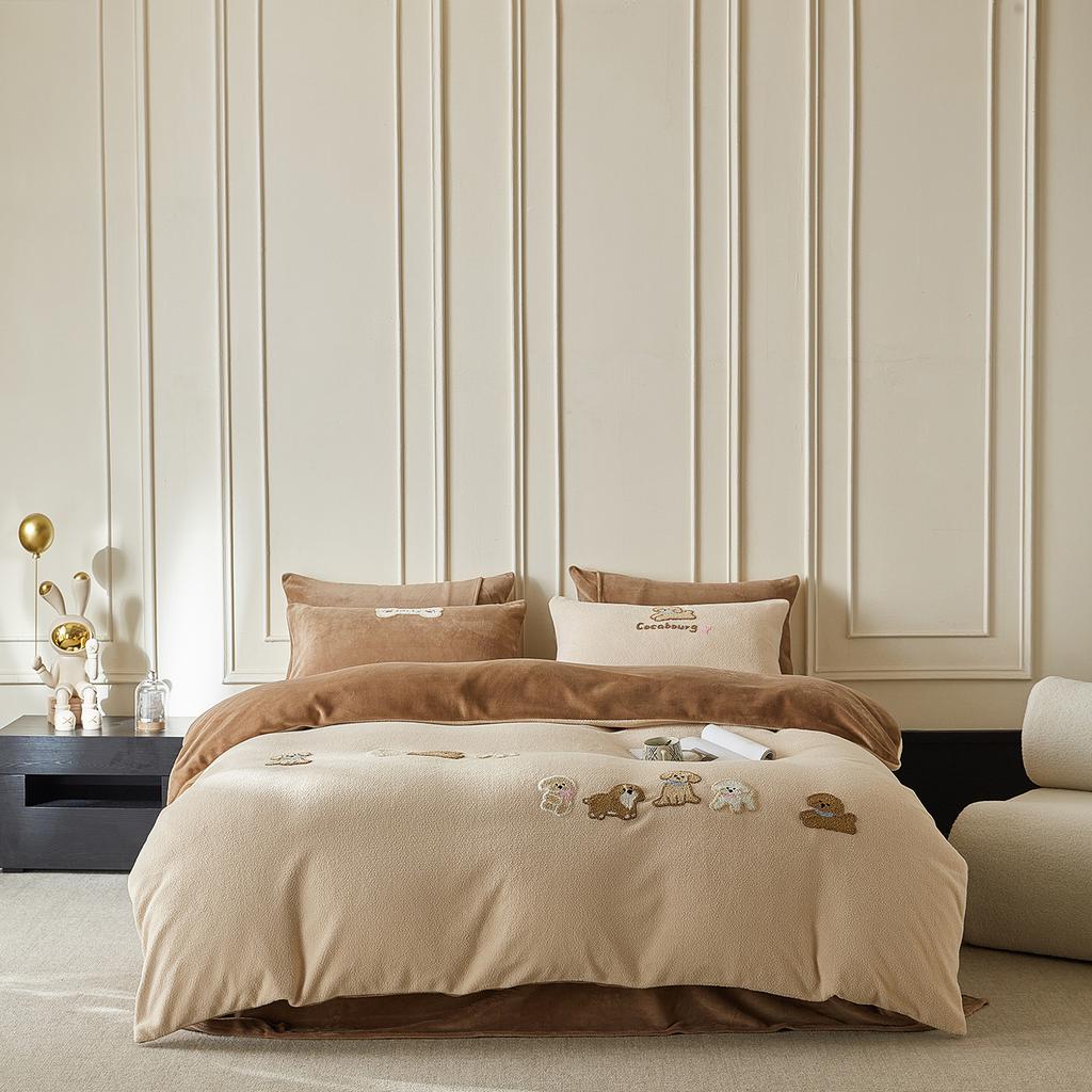 High-End Thickened Milk Fleece Four-Piece Set Double-Sided Fleece Warm Baby Fleece Bed Sheet Quilt Cover Towel Embroidery Three