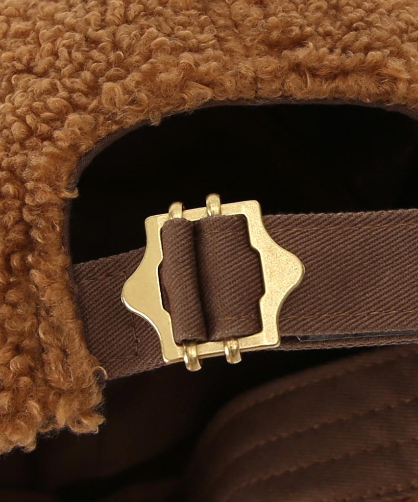 Eondeokeonteulolseutyudio Winter Ball Cap Short Visor Ball Cap / Poodle / Caramel