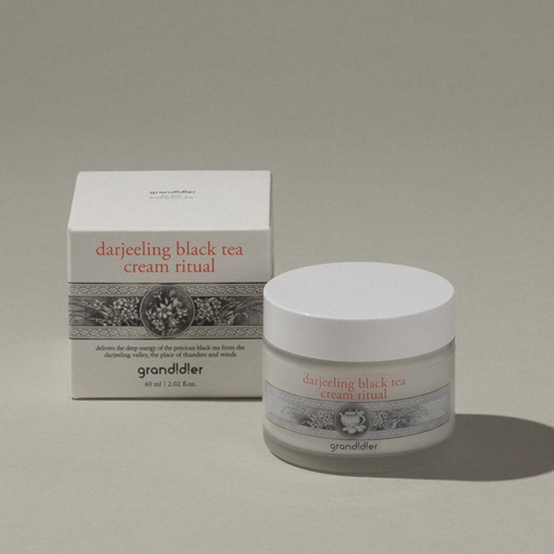 

Dazzling Black Tea Cream Ritual 60ml