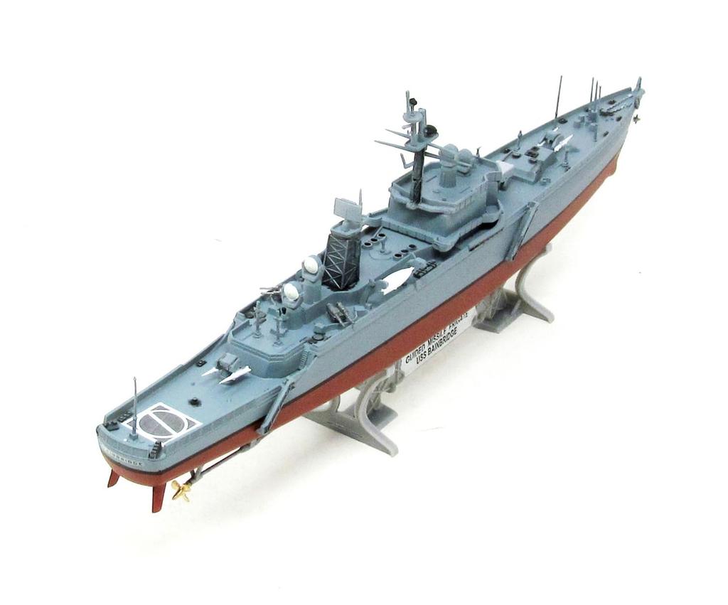 Atlantis Models 1/600 USS Bainbridge Nuclear-Powered Missile Cruiser Plastic Model ATLAMCA717 (Ship)
