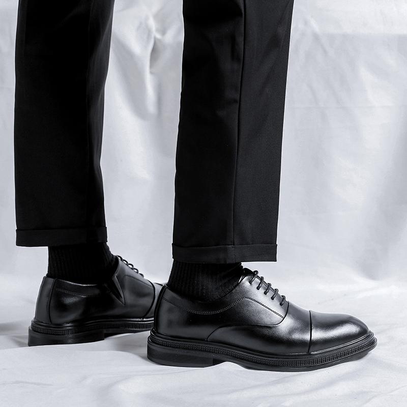 Fashion Classic men's leather shoes Elegant gentleman luxury style design Party dress daily work High quality casual business shoes
