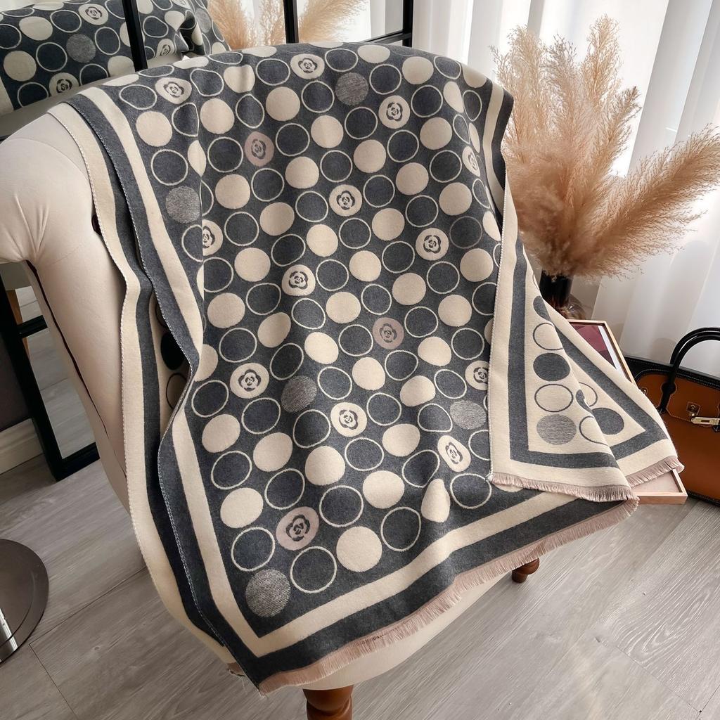 Big-Name Camellia Decoration Fashionable Imitation Cashmere Women'S Warm Scarf Short Beard Tassel Extended Shawl