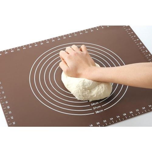 Yoshikawa Home Bakery Club Silicone Mat, 50 X 40 Cm, with Graduations, Non-Slip, Easy Dough Release, Foldable for Storage, Bread Mat, SJ1455