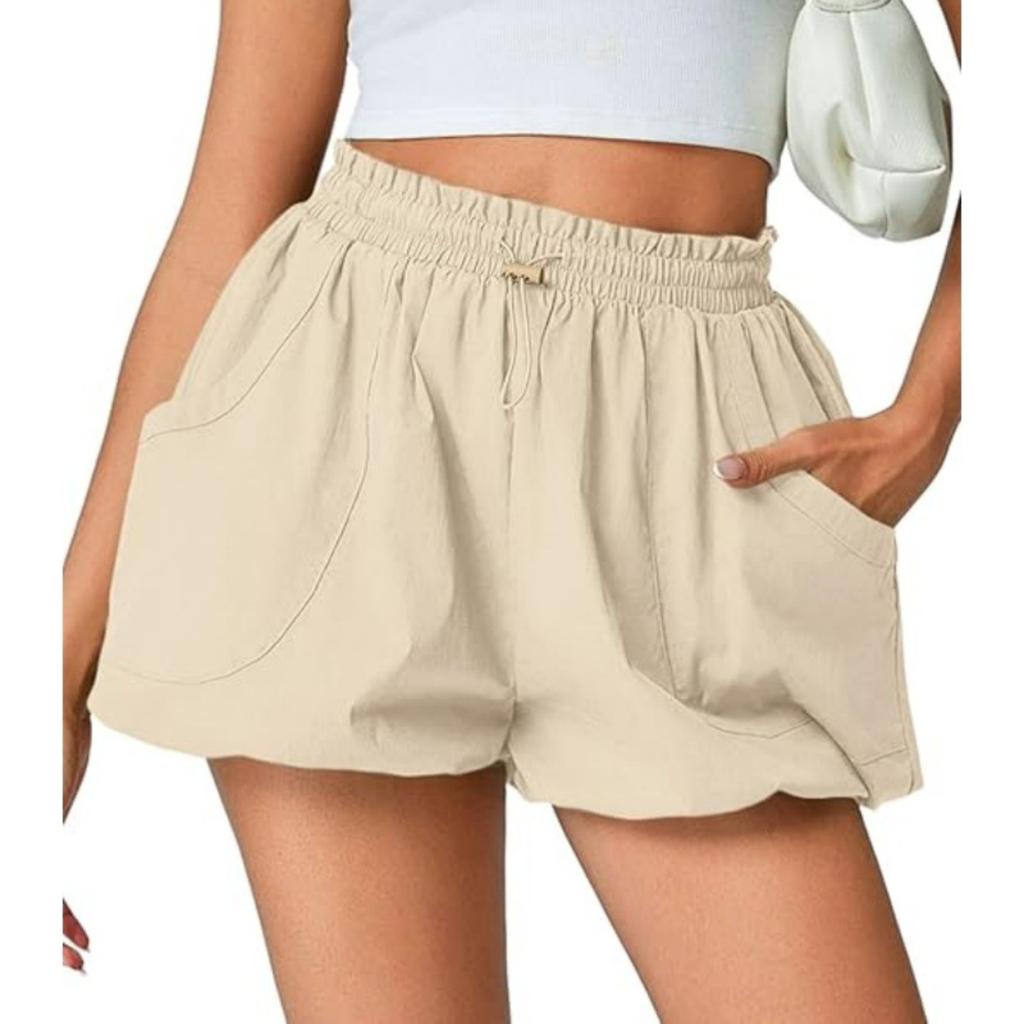 Women's Casual Bubble Shorts Elastic Waistband Lightweight Summer Shorts with Pockets Relaxed Fit Pleated Design