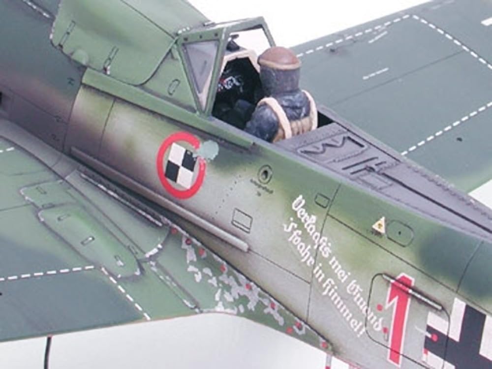 Tamiya 1/48 Scale Limited Edition Focke-Wulf Fw190 D-9 JV44 & Citroën 11CV Staff Car Set Plastic Model Kit 25213