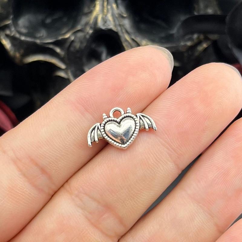 10pcs 18*11mm Gothic Devil's Wings Charms Enamel Demon Heart Charms Pendant For Jewelry Making DIY Jewelry Findings