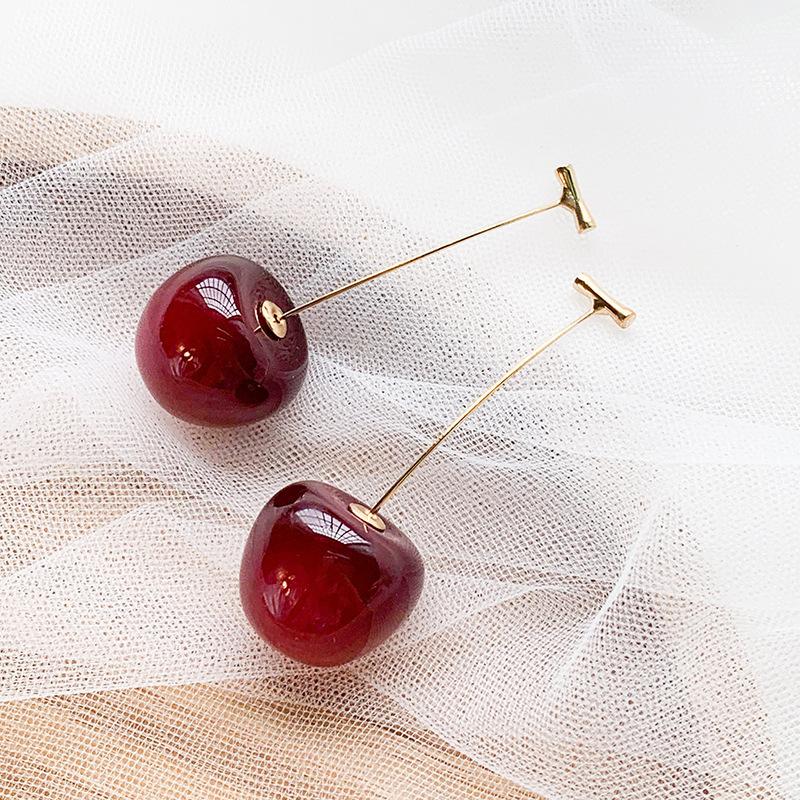 Sweet Red Cherry Earrings for Women Fashion Delicate Fruit Design Drop Dangle Earrings Wedding Party Korean Ear Jewelry Gift