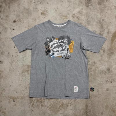 Vintage 00’s Ecko Unltd „Other Ground“ Y2K grafické tričko Velikost XL Unisex Tričko