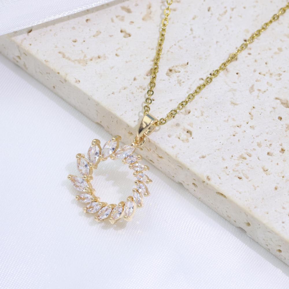 Simple Round Pendant Necklaces for Women Fashion Zirconia Necklace Wedding Party Jewelry Accessories