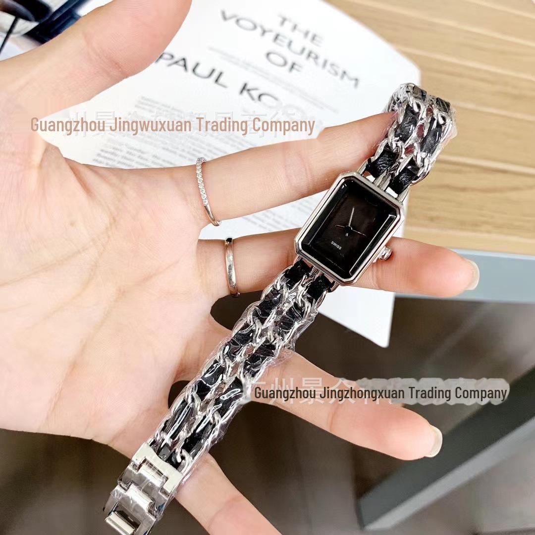 

Ретро-жіночий кварцовий годинник Xiaoxiang із чорно-золотим плетеним ремінцем