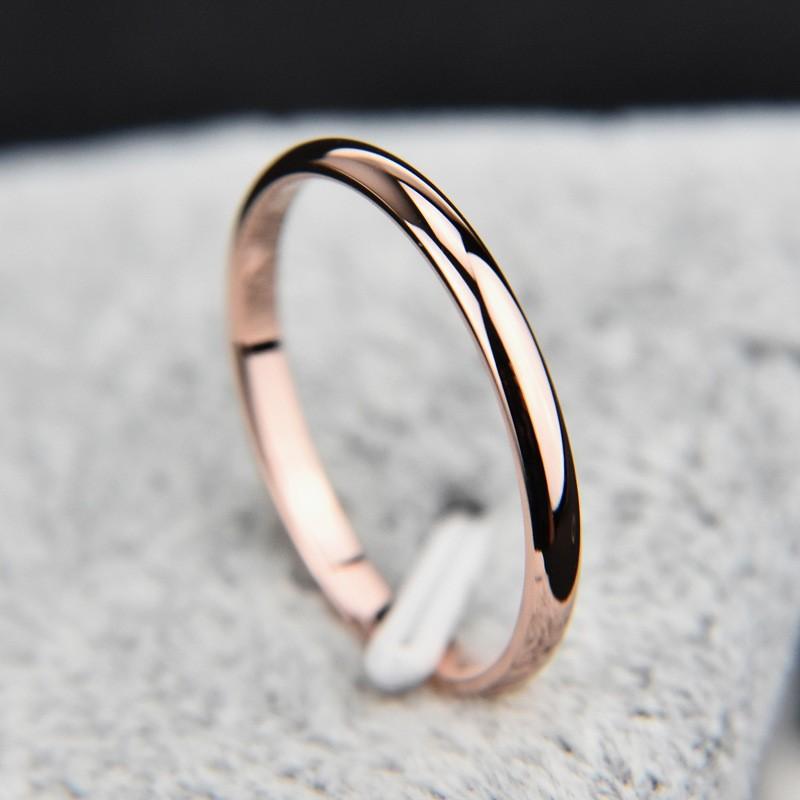 European and American Smooth Titanium Steel Simple Ring Simple Personality Light Luxury Couples Ring