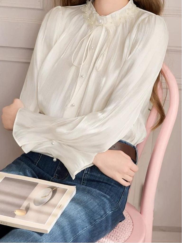 2026 Spring Pearl Flower Bell Sleeve Women's Fragrance French Collar Shirt