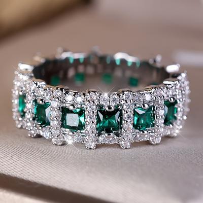 Luxurious Sparkling Green Color Zircon Inlaid Women's Ring, Suitable for Brides' Engagement, Wedding, Banquet  Gifts