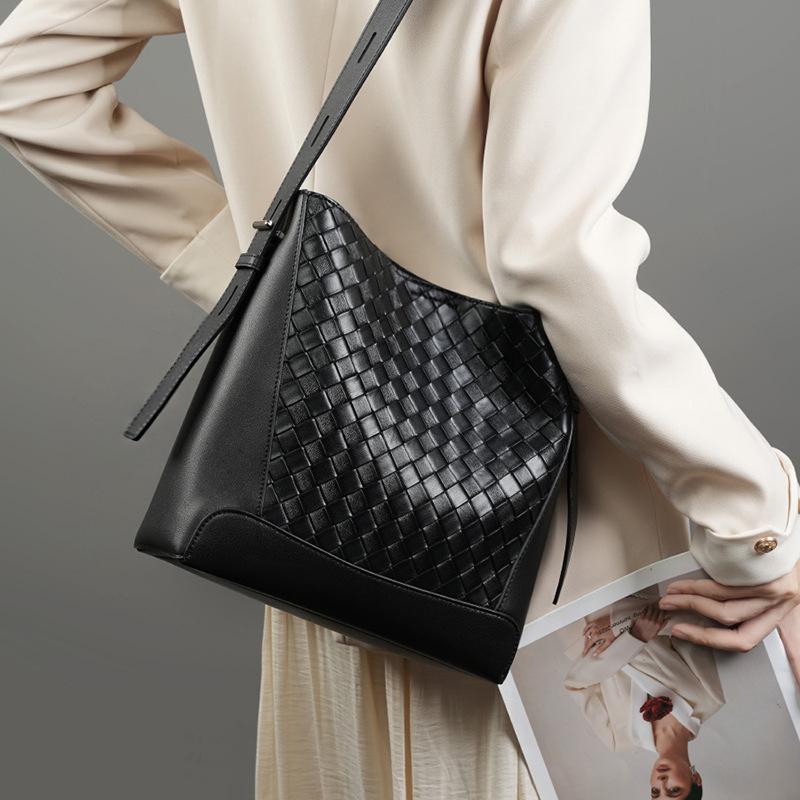 Women's Bag, Cowhide Tote Bag, Hand-woven Large-capacity Commuter Single-shoulder Crossbody Bag